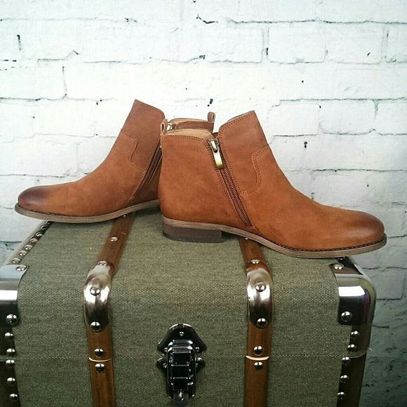 Franco Sarto, Kempton, leather, flat, ankle boots - Picture 3 of 6